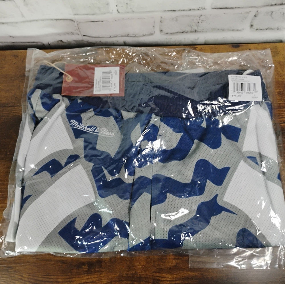 Mitchell & Ness New York Yankees Jumbotron 2.0 Sublimated Shorts Men's NWT - Picture 5 of 8